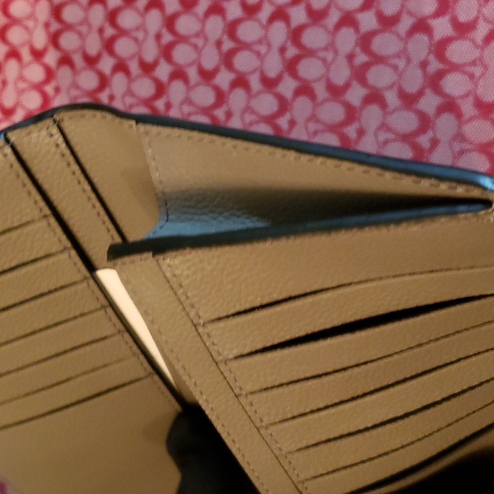 Long wallets - Picture 7 of 8